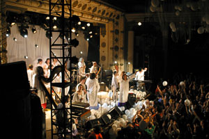 MC001_spree.jpg MC001_spree.jpg