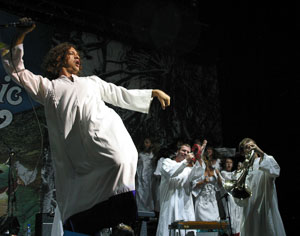 MC009_spree.JPG MC009_spree_v1.jpg