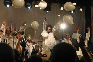 MC012_spree.jpg MC012_spree.jpg