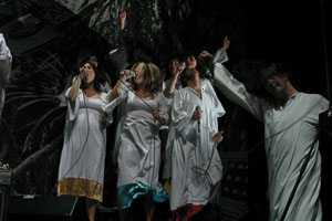 MC022_spree.JPG MC022_spree_v1.jpg