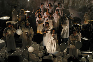 MC026_spree.jpg MC026_spree.jpg