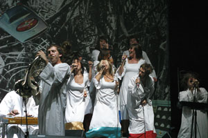 MC027_spree.JPG MC027_spree_v1.jpg