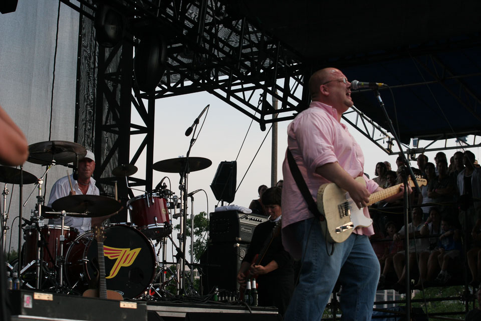 53259152MC082_lolla1.jpg