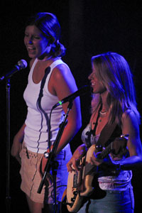Liz Phair performs at Chicago's Metro August 23, 2003