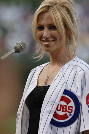 53253912MC003_cubsgibson.jpg 53253912MC003_cubsgibson.jpg