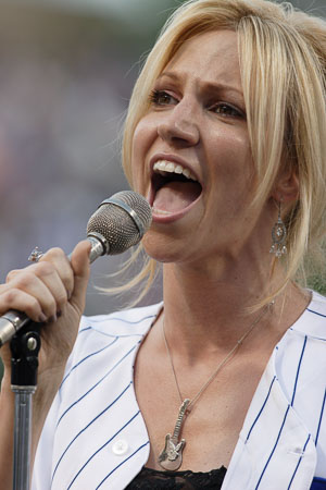 53253912MC004_cubsgibson 53253912MC004_cubsgibson.jpg