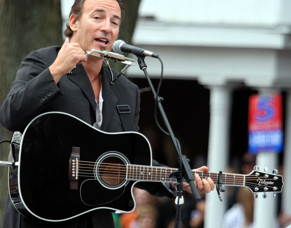 51596651MC15_kerrybrucewi.jpg