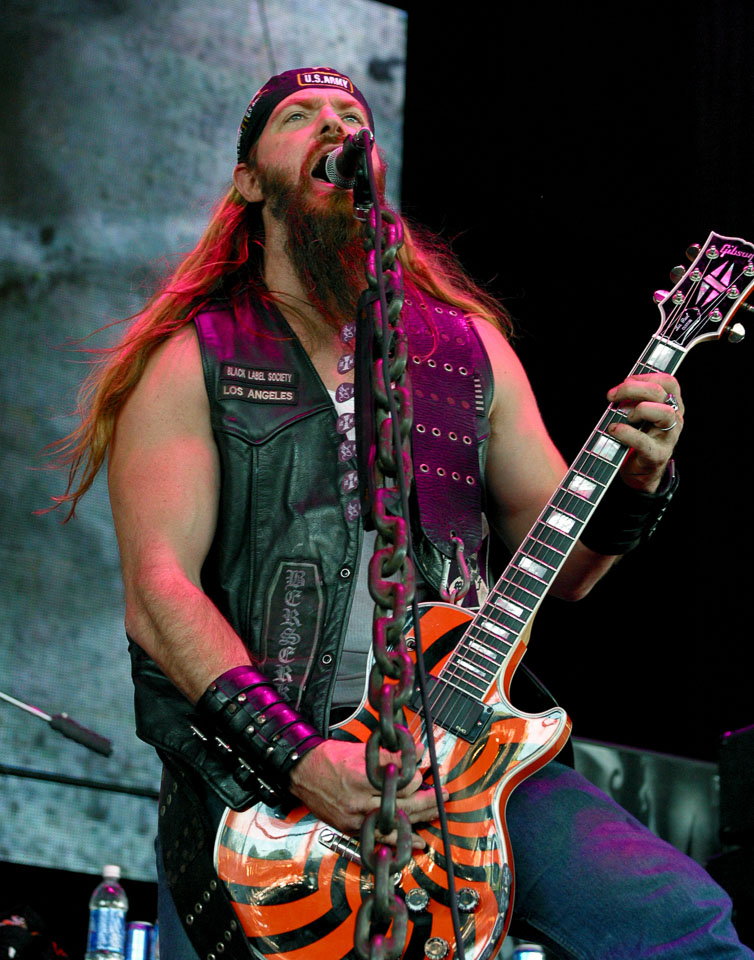 blacklabel1.jpg