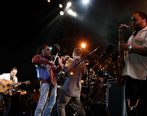 dmb05-2.jpg
